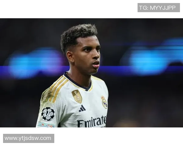 2025年全球十大足球明星身价排名及背后商业价值揭秘