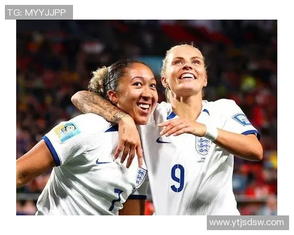 历史女足球星的传奇故事与影响力探索：从竞技场到社会变革的伟大征程