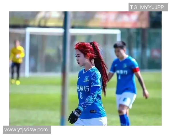 女足球星个性纹身设计大全展示彰显独特魅力与力量感 女足球星个性纹身设计大全展示彰显独特魅力与力量感