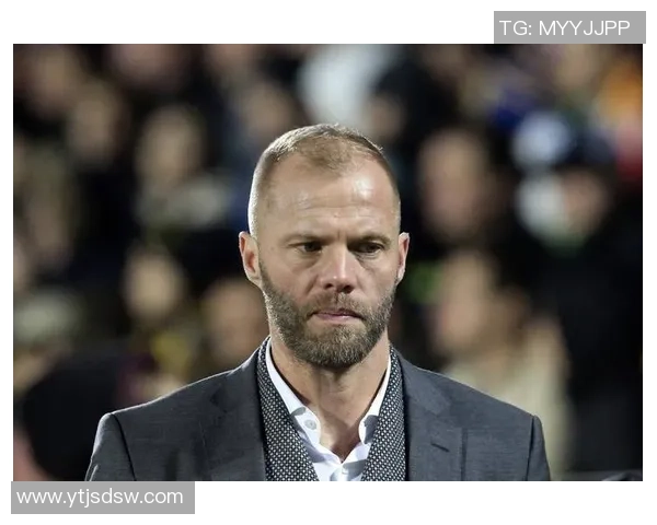 切尔西足球明星的成长轨迹与球队未来发展展望