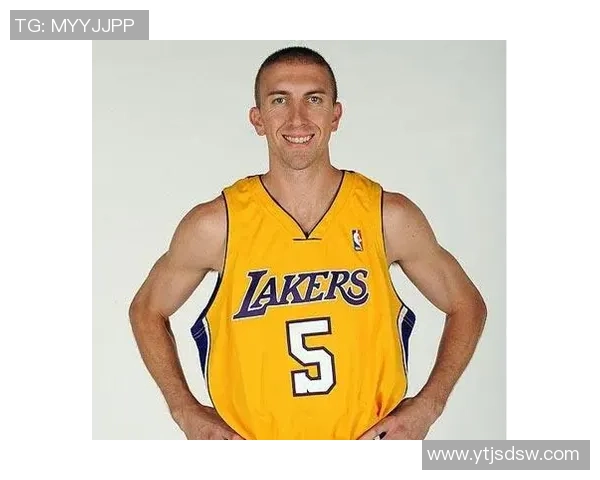 绅士风度与球场英姿兼具的足球巨星们盘点 绅士风度与球场英姿兼具的足球巨星们盘点